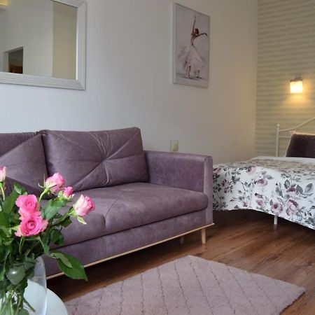 Be My Guest - Krucza Elegant Apartment - Rondo De Gaulle'A Center Of Warsaw Metro Wi-Fi Breakfast ภายนอก รูปภาพ