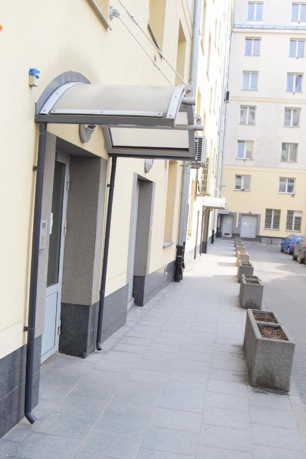 Be My Guest - Krucza Elegant Apartment - Rondo De Gaulle'A Center Of Warsaw Metro Wi-Fi Breakfast ภายนอก รูปภาพ
