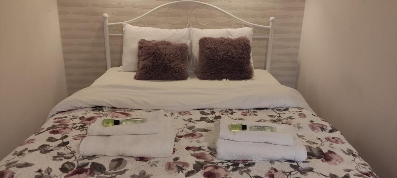 Be My Guest - Krucza Elegant Apartment - Rondo De Gaulle'A Center Of Warsaw Metro Wi-Fi Breakfast ภายนอก รูปภาพ