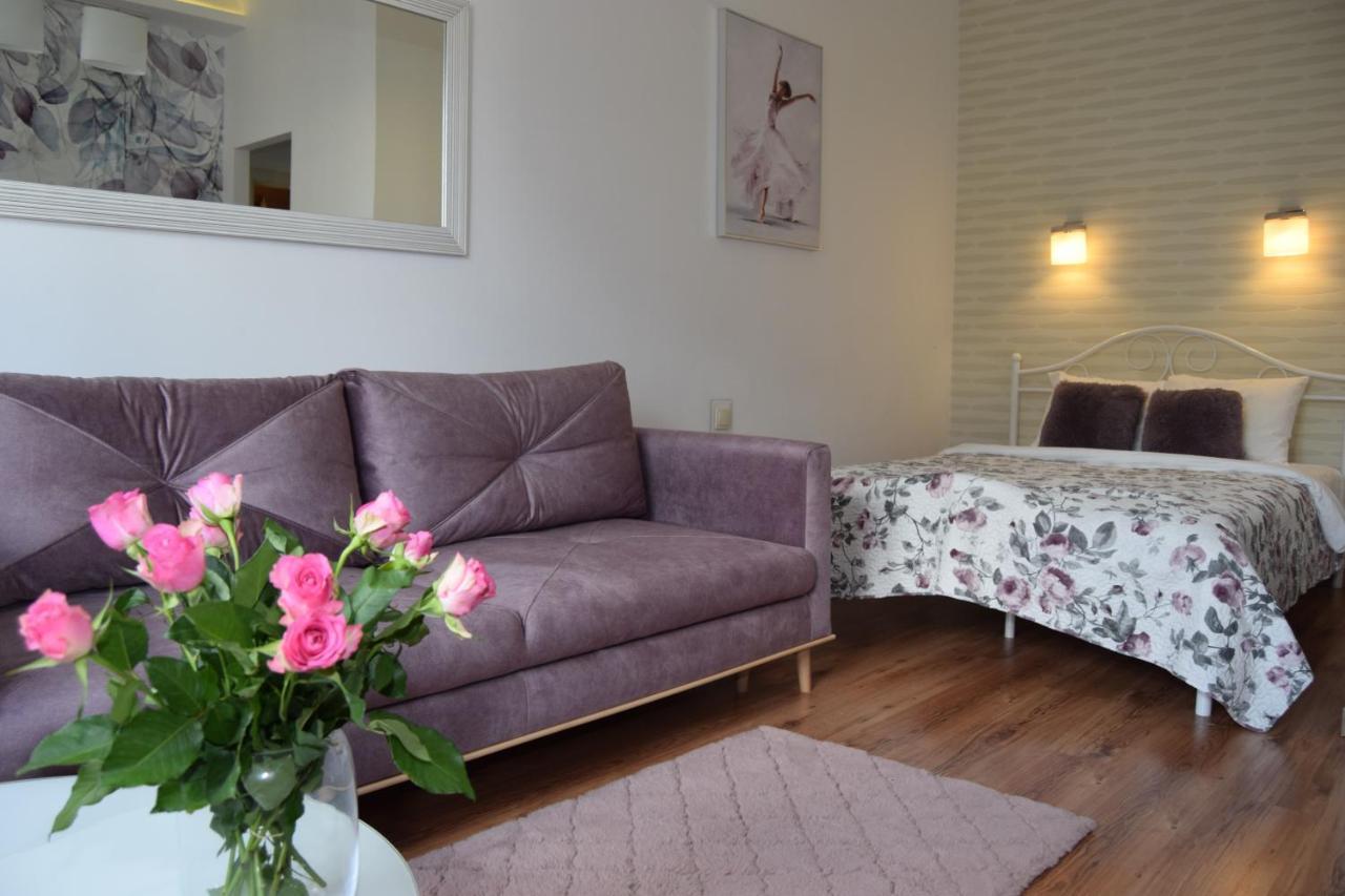 Be My Guest - Krucza Elegant Apartment - Rondo De Gaulle'A Center Of Warsaw Metro Wi-Fi Breakfast ภายนอก รูปภาพ